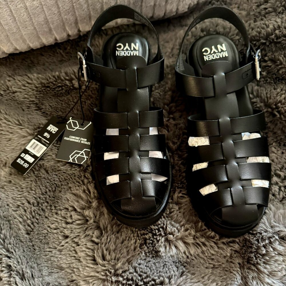 NWT MADDEN NYC FISHMAN SANDAL